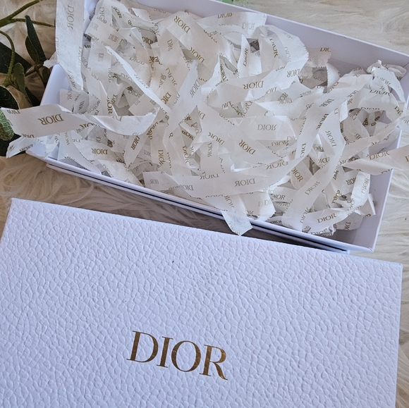 Dior Ceramic Air Freshener Limited Edition Gift Set - Picture 7 of 9